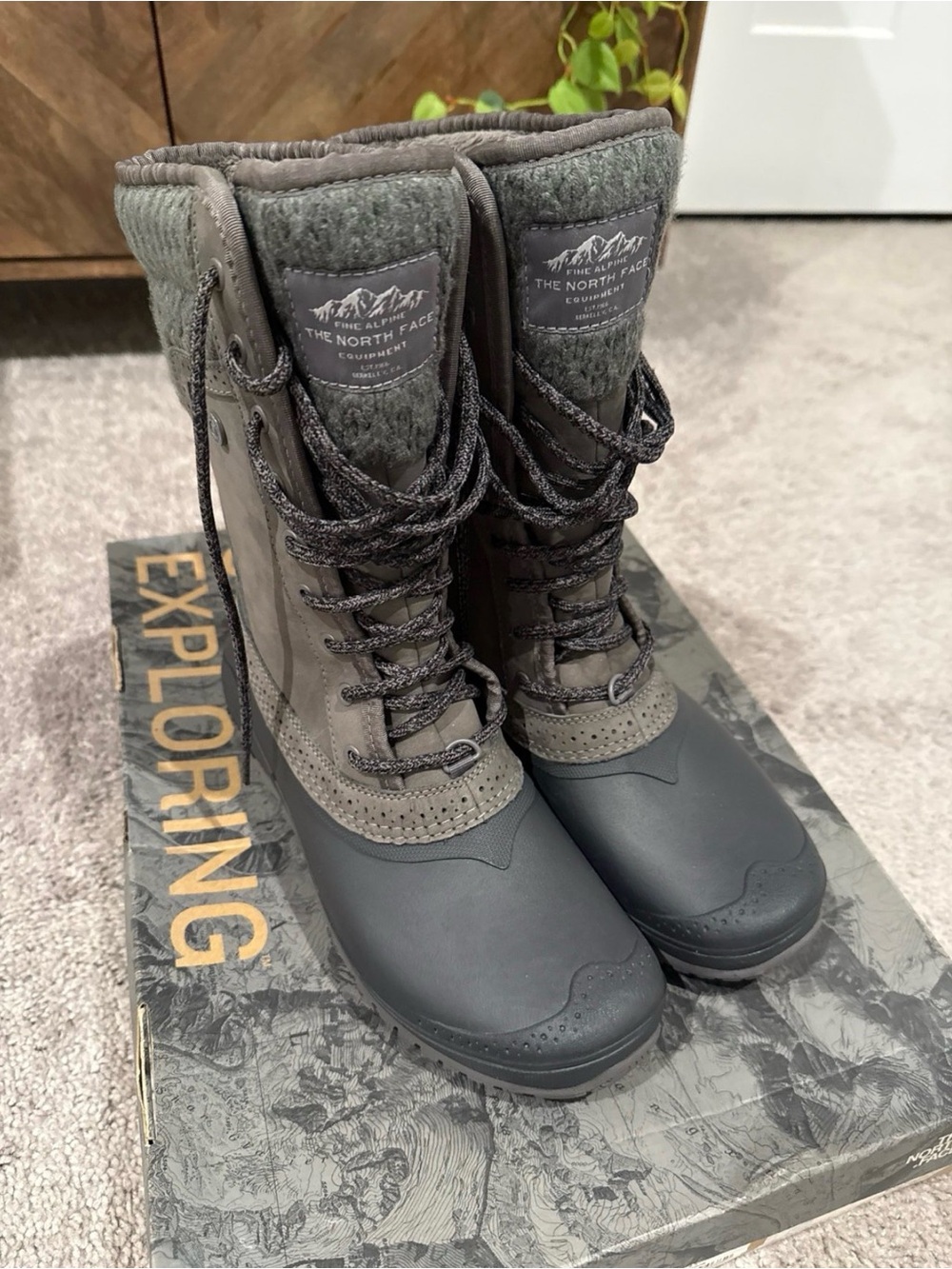 The North Face Women's Gray Insulated Lace-Up Winter Boots